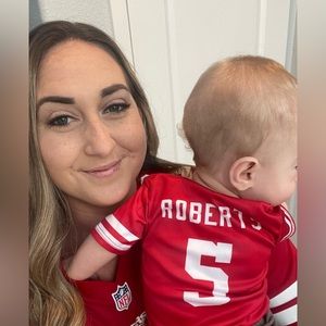 Meet your Posher, Kelly